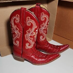 Vibrant Red Western Boots with Embroidery
